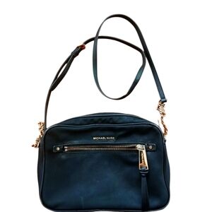 Michael Kors Polly Black Bag Gold Hardware Shoulder Bag Zip Festival Crossbody